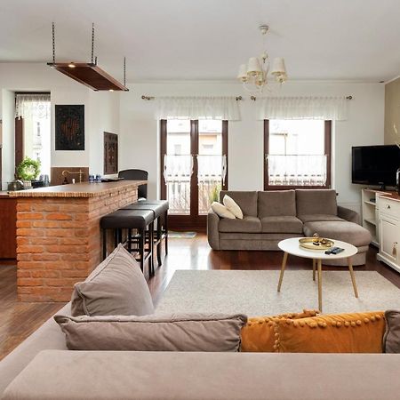 Gdynia Centrum Wyjatkowy Apartament Przy Promenadzie Z Balkonem By Noclegi Renters Екстериор снимка