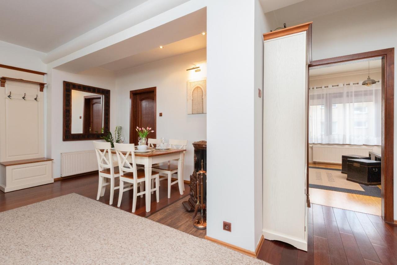 Gdynia Centrum Wyjatkowy Apartament Przy Promenadzie Z Balkonem By Noclegi Renters Екстериор снимка